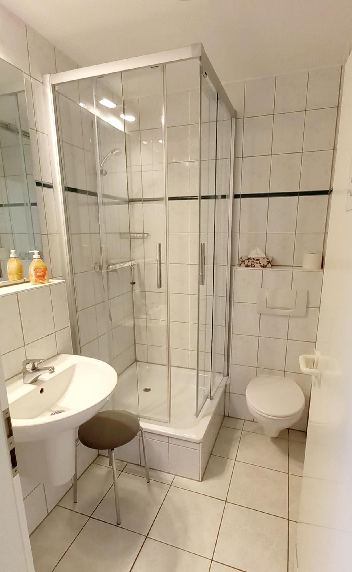Studio 5 Im Eg Haus Stranddistel, Wunderschones Studio Fur 2 Personen In Цингст Екстериор снимка