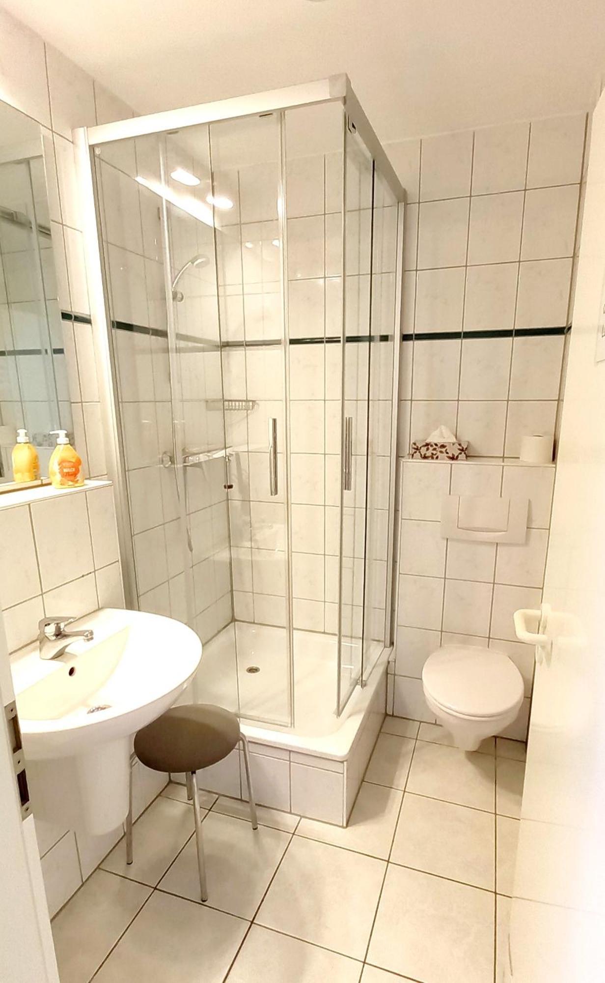 Studio 5 Im Eg Haus Stranddistel, Wunderschones Studio Fur 2 Personen In Цингст Екстериор снимка